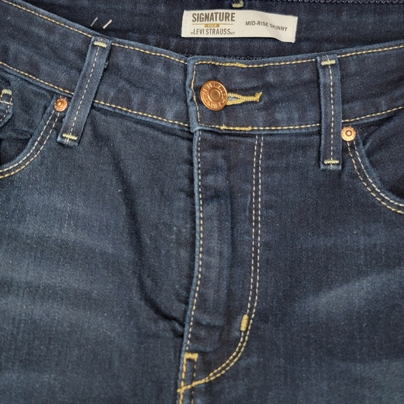 Levi's Signature Women's Blue Denim Mid Rise Skinny Jeans Sz Waist 31 Length 30 - Picture 3 of 7